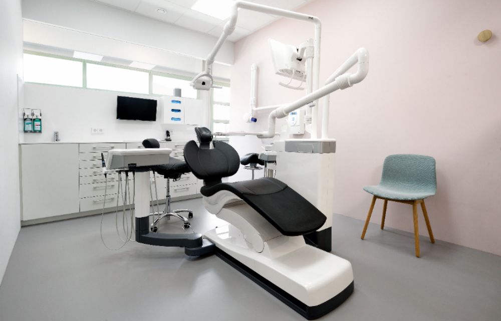 What Are the Best Dental Cabinets for Your Practice? Key Features and Benefits Explained