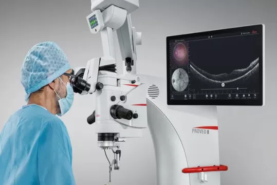 6 Ways an ENT Operating Microscope Can Improve Surgical Outcomes